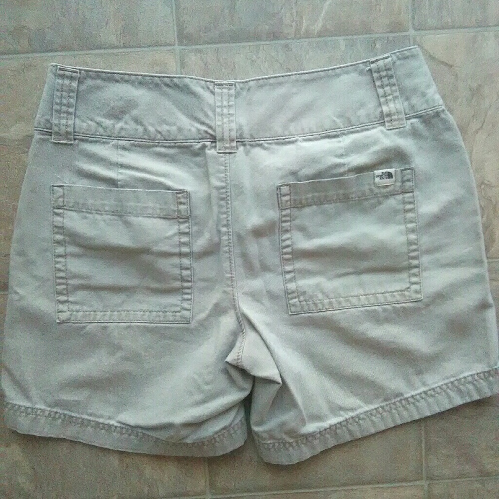 ((SOLD))North Face Shorts